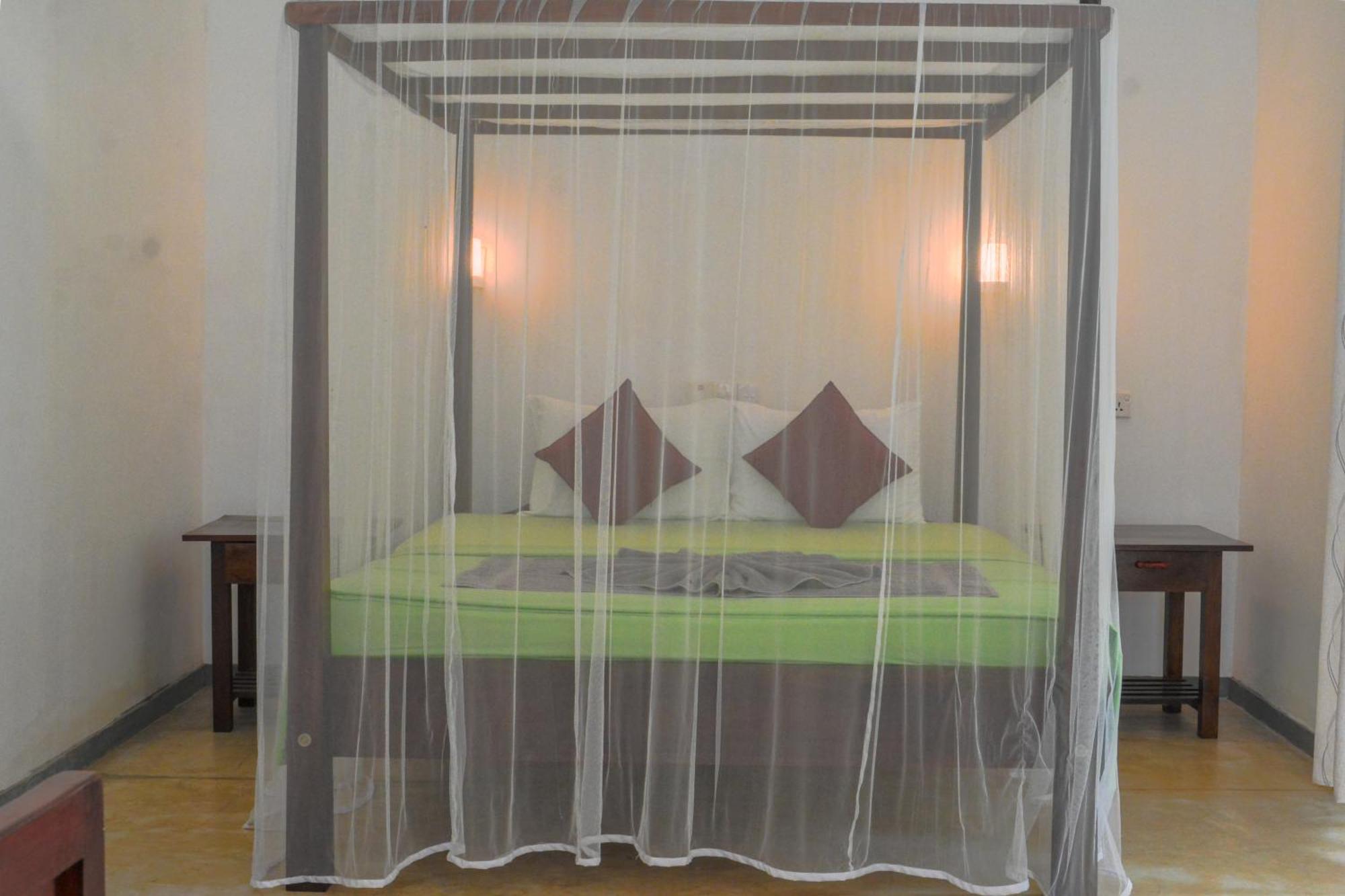 Palm Garden Guest House Galle Ngoại thất bức ảnh